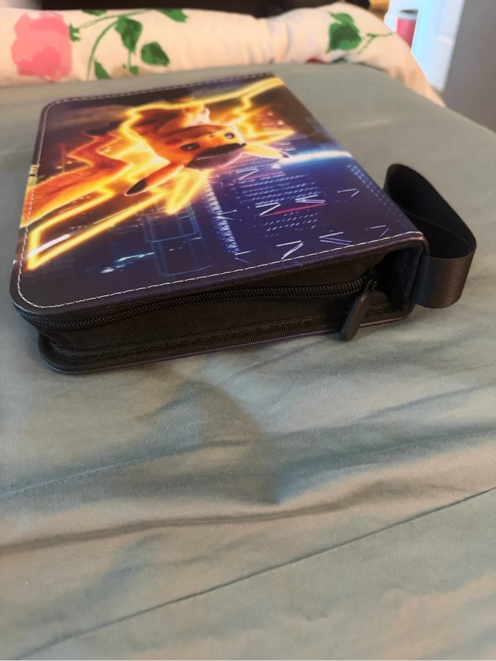 Pokemon Detective Pikachu Zip Up Binder 4 Pocket